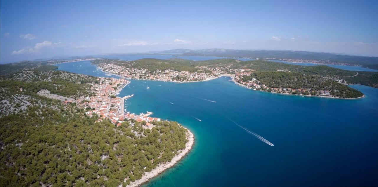 Tisno Resort Extérieur photo