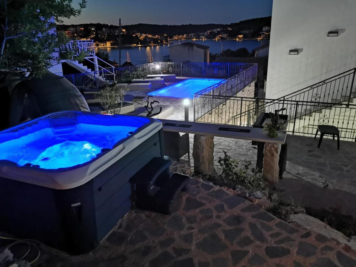 Tisno Resort Extérieur photo